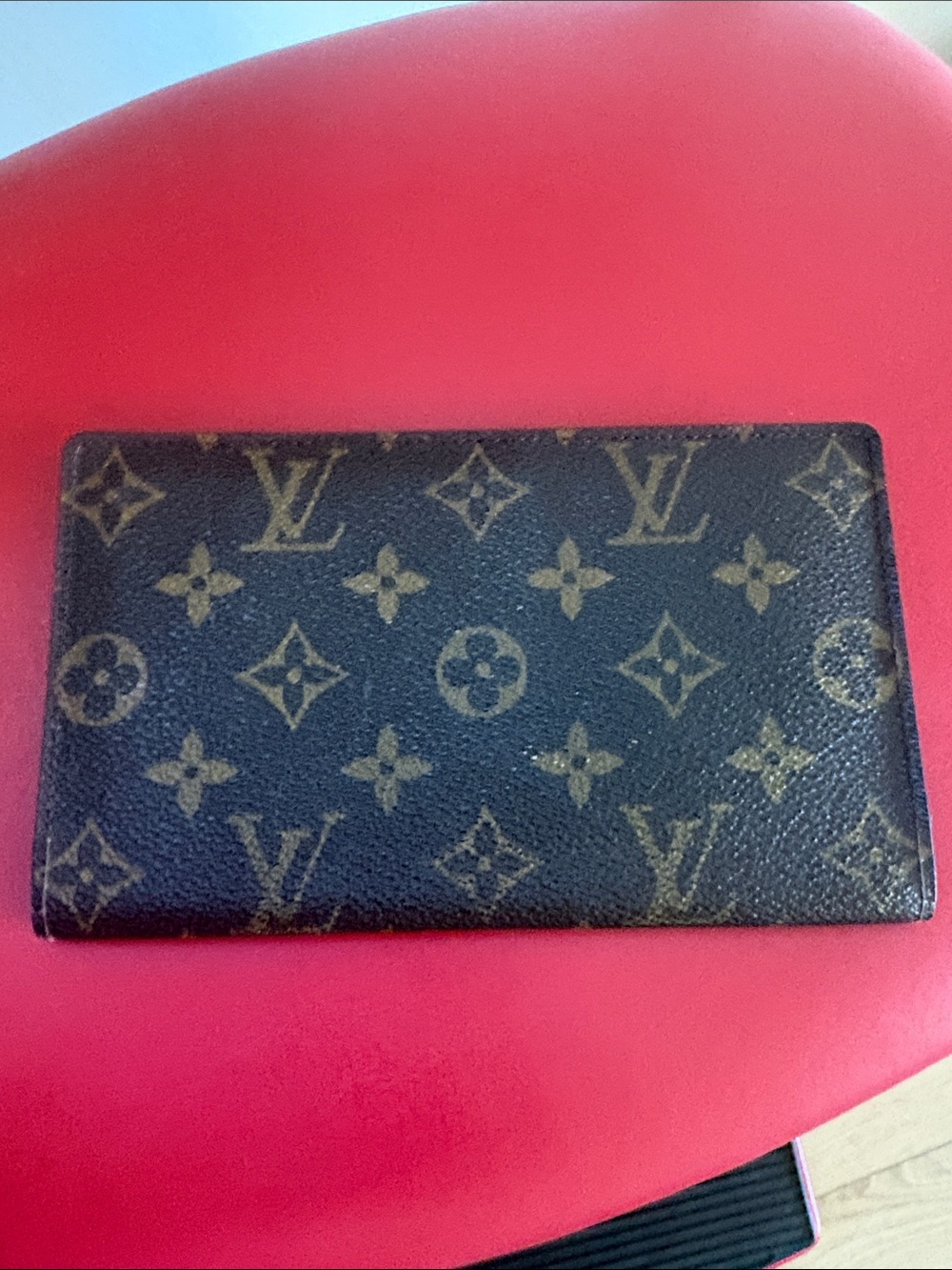 Louis Vuitton Monogram passport Folded Card Wallet in Brown and Tan